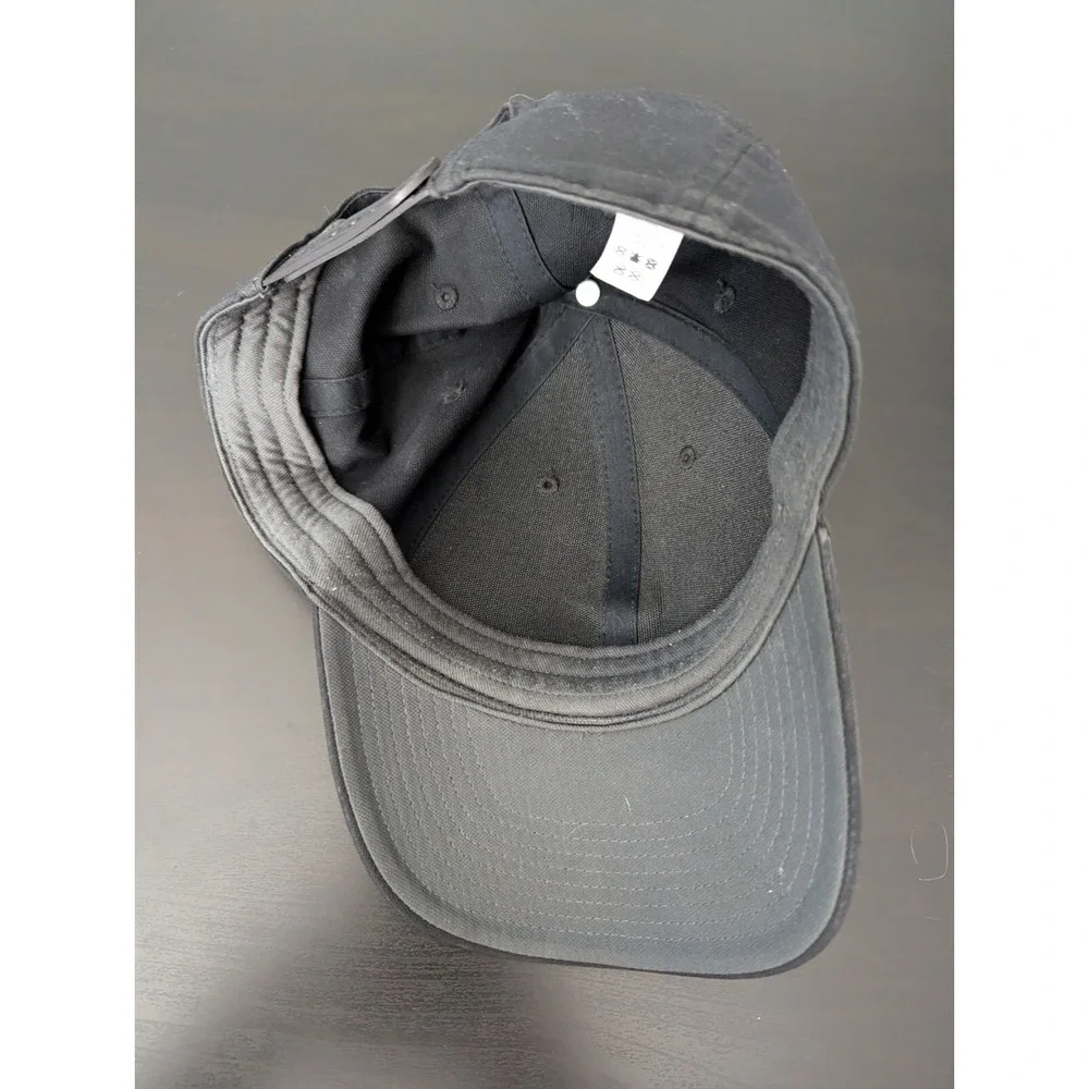 Nike Dri-Fit Adjustable Black Athletic Hat Cap Breathable /‎ Sports M/L